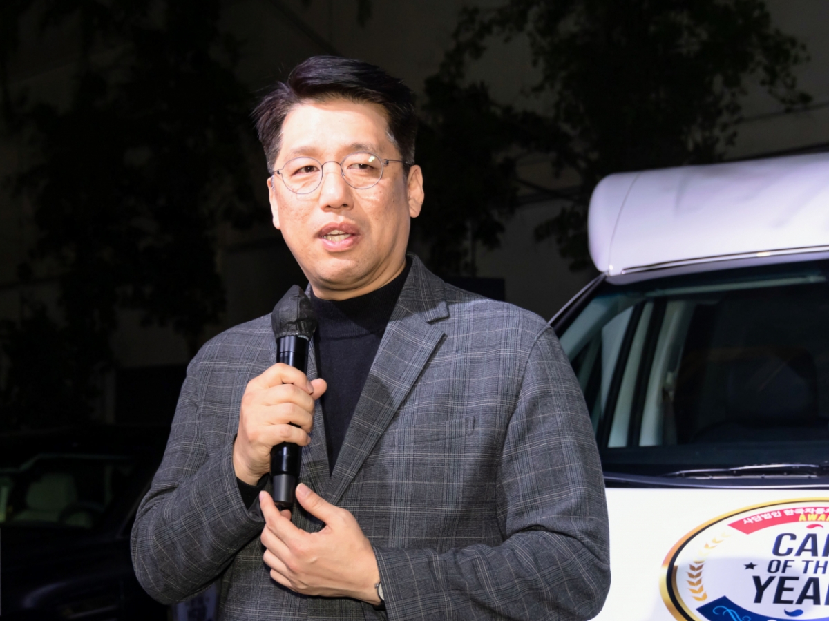 =韩国汽车专业记者协会新任会长李多一。