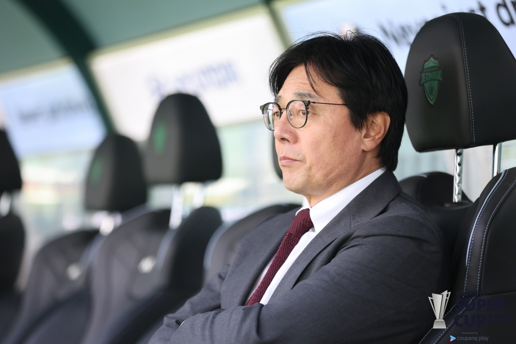 Director Hwang Sun-hong of Daejeon Hana Citizen. /Photo = Courtesy of the Korea Professional Football League