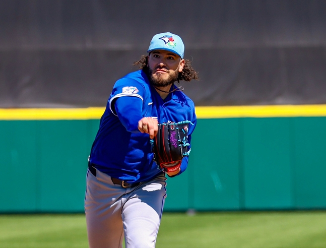 投球的庞塞。 =照片:多伦多蓝鸟队官方SNS