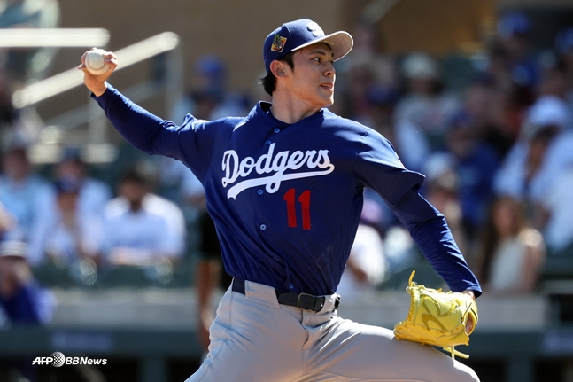 26日，佐佐木绿树首发出场。 =法新社BBNews=新闻1。