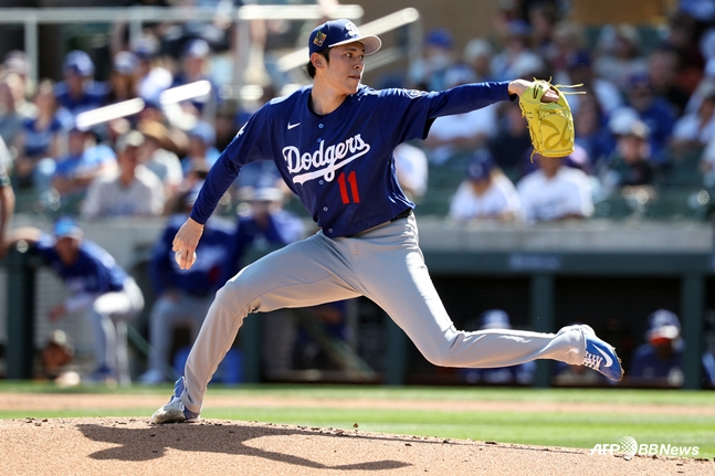 26日，佐佐木绿树首发出场。 =法新社BBNews=新闻1。