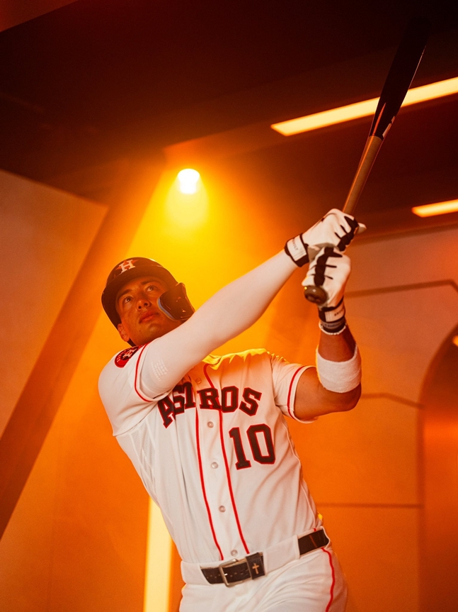 拍摄头像的机智网站。 =图为,休斯敦太空人队官方SNS。