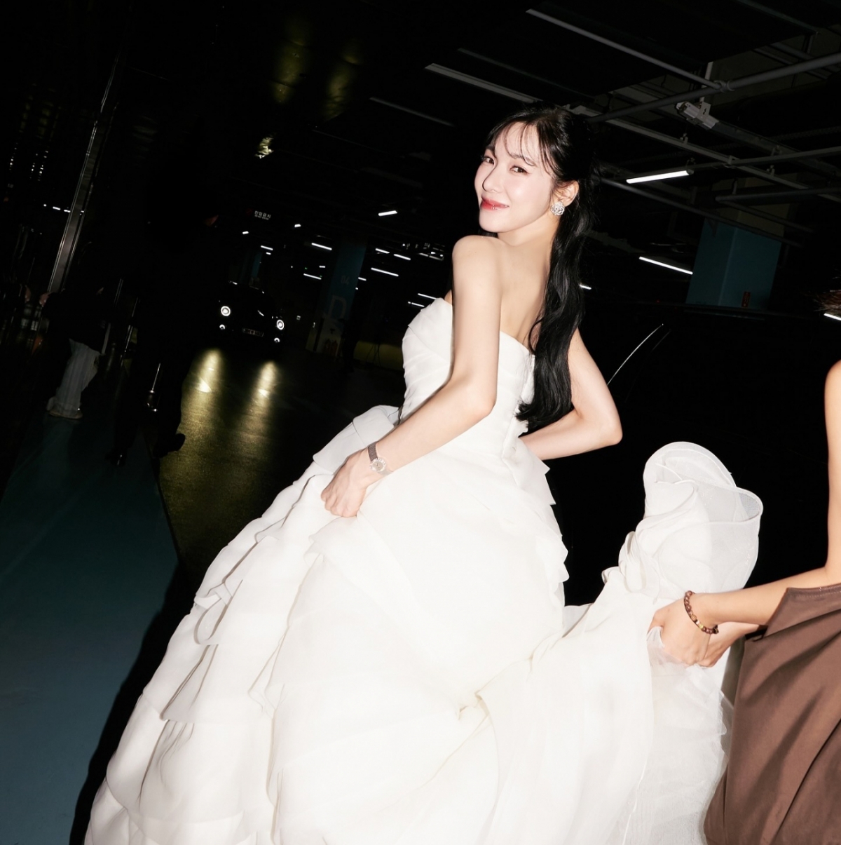 /Photo = Tiffany Young Instagram