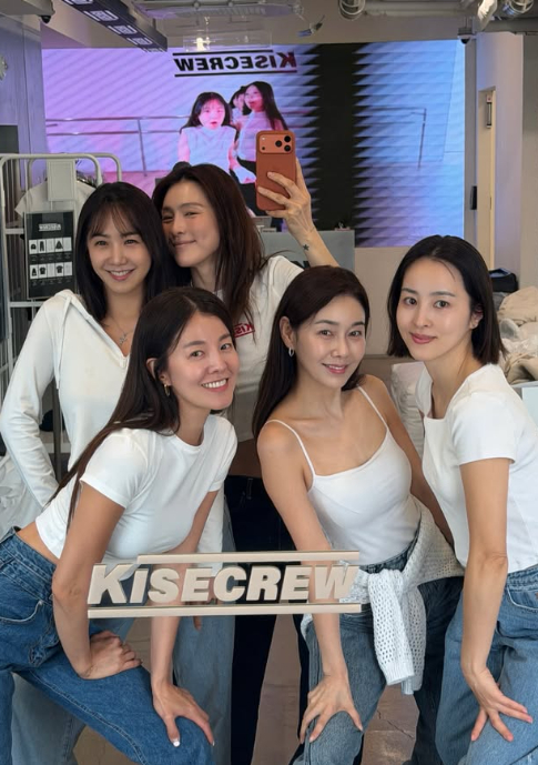 =照片:金圣恩在SNS上留言称:"金圣恩在SNS上