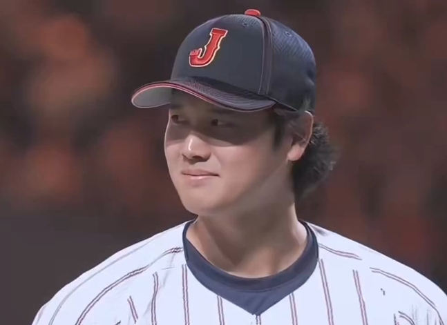 面对2月27日与中日龙队的比赛,大谷流下了眼泪。 =图为,美国reddit公司总裁李德特(音)。