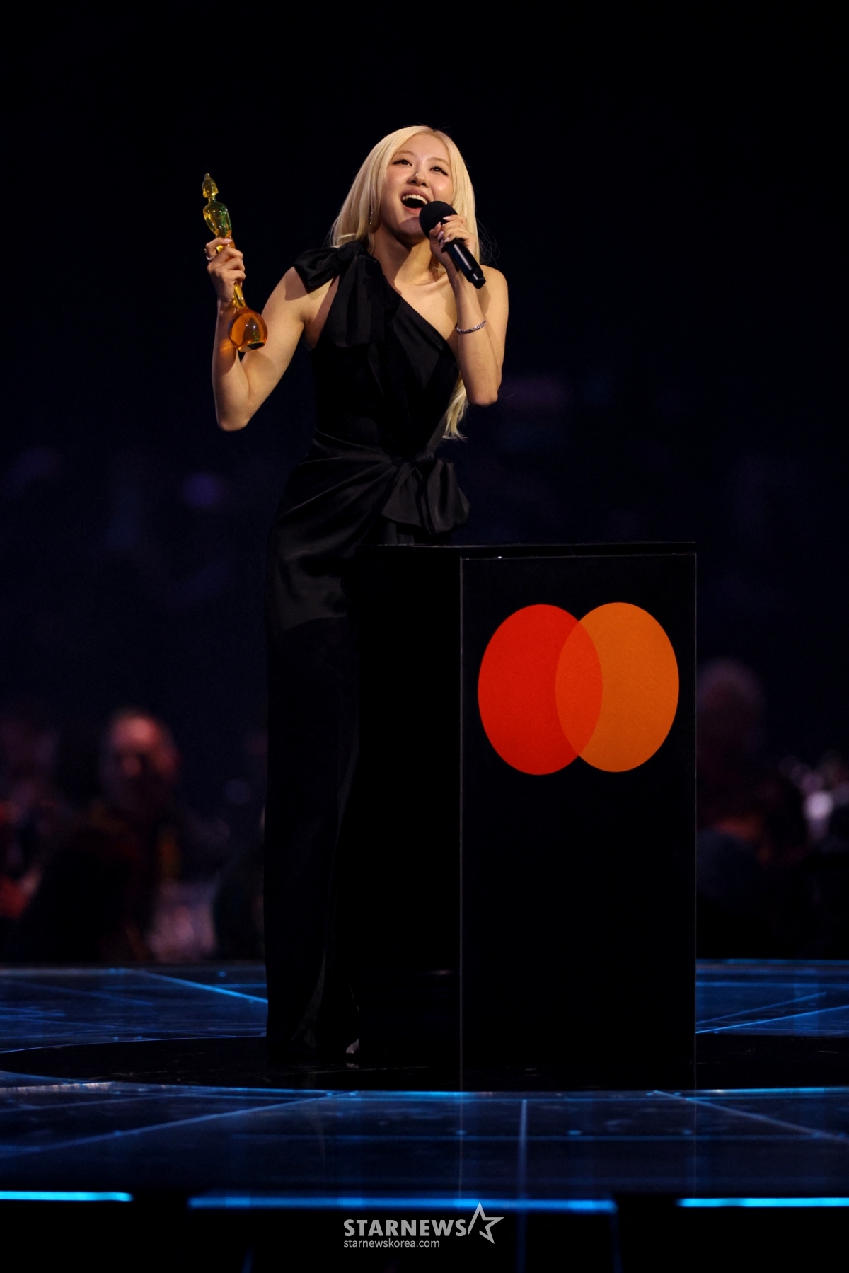 =法新社BBNews=新闻1=明星新闻。