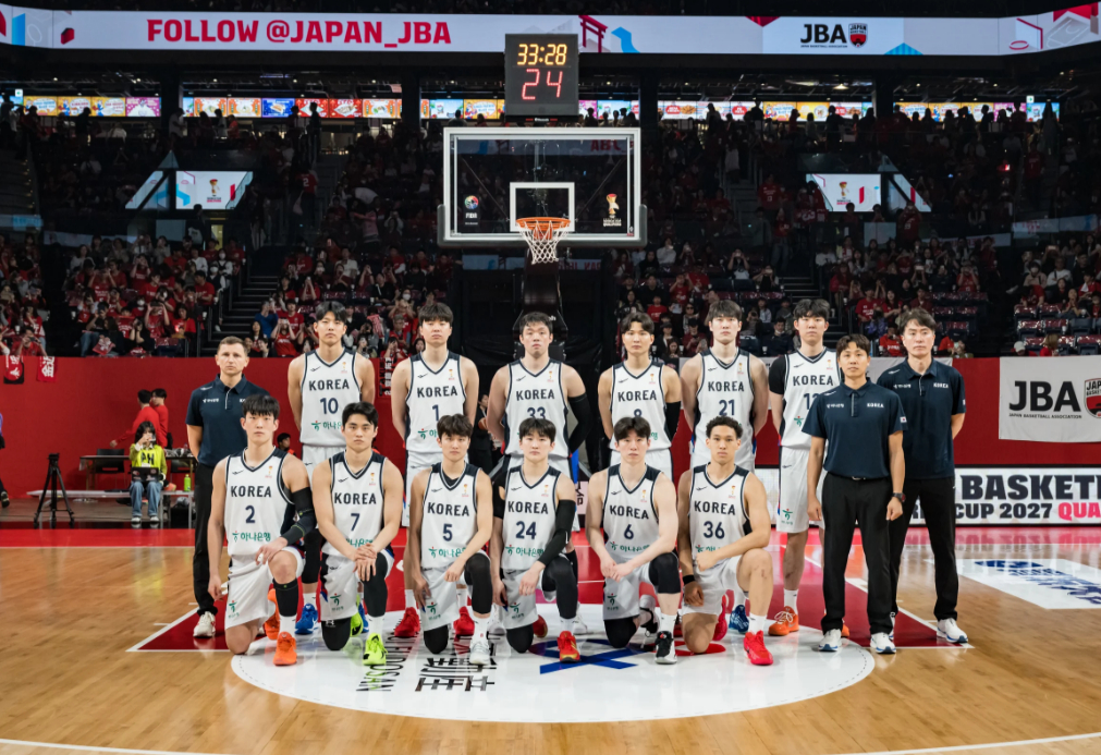 1日,在冲绳三得利体育场举行的2027国际篮球联盟(FIBA)篮球世界杯亚洲区预选赛B组第4轮比赛中,韩国男篮国家队出战。 =照片=FIBA官方网站。