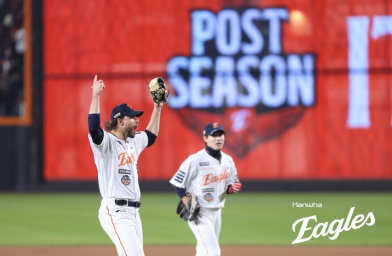 Ryan Weiss' pitching during the Hanwha Eagles. /Photo = Courtesy of Hanwha Eagles