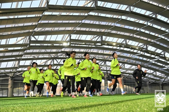 正在备战2026亚足联女子亚洲杯的女足。 =图为,韩国足球协会提供。
