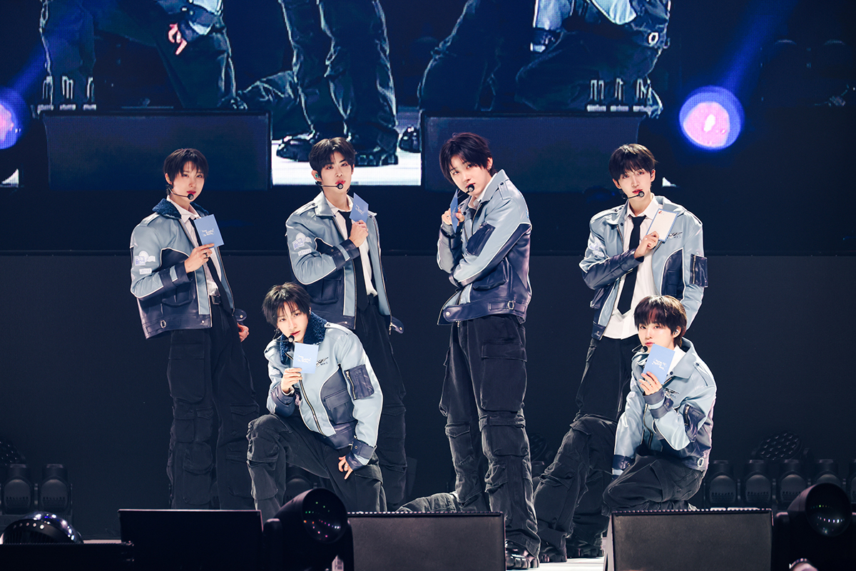 Kickflip Fan Concert Seoul Performance/photo courtesy = JYP Entertainment