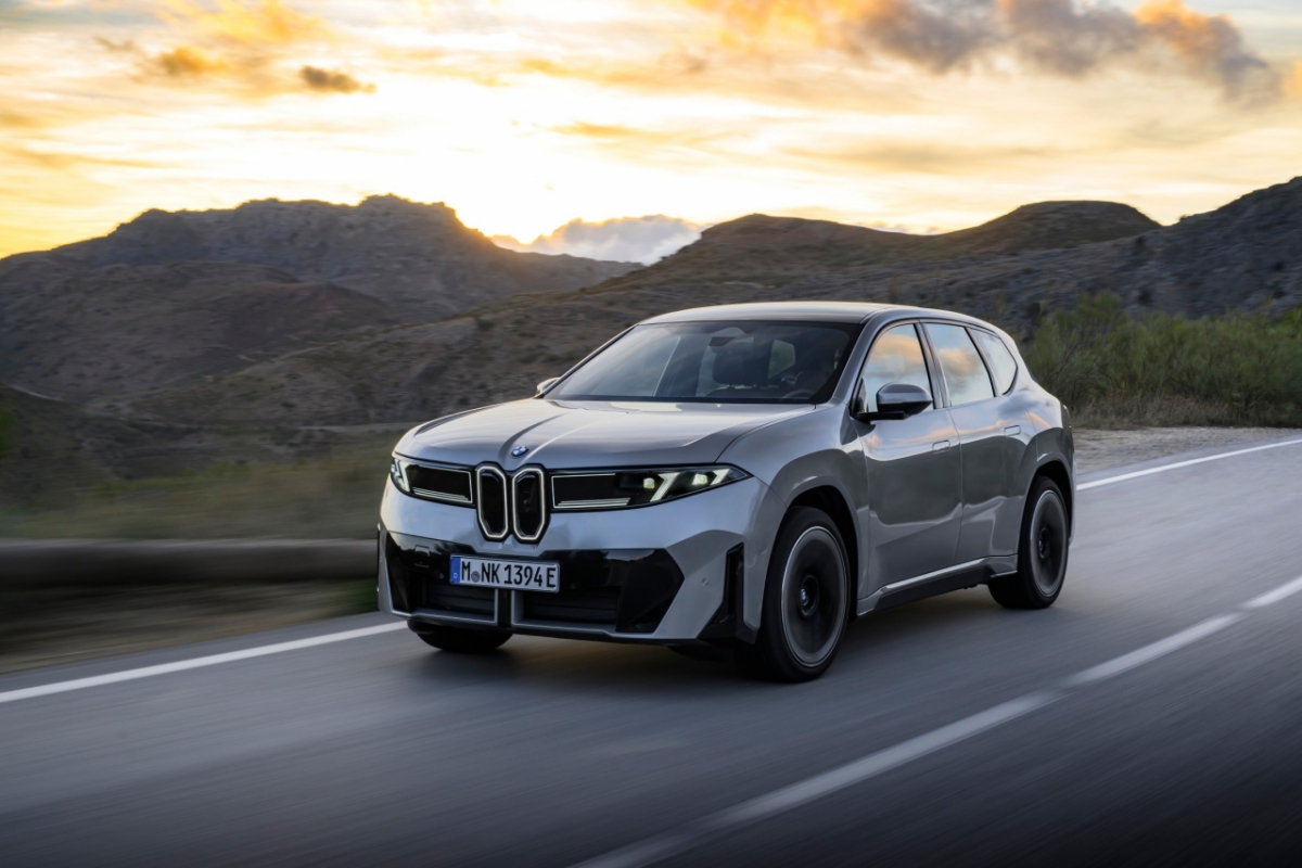 BMW iX3/photo courtesy = BMW