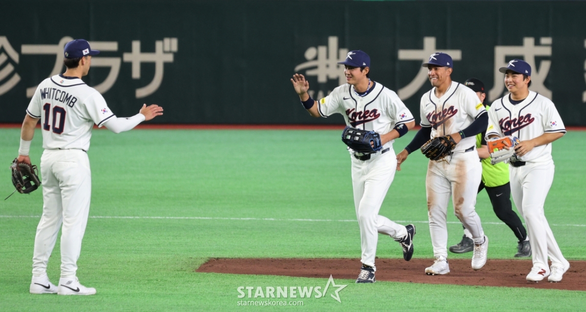 [포토]'외야수들 어여와!' 위트컴