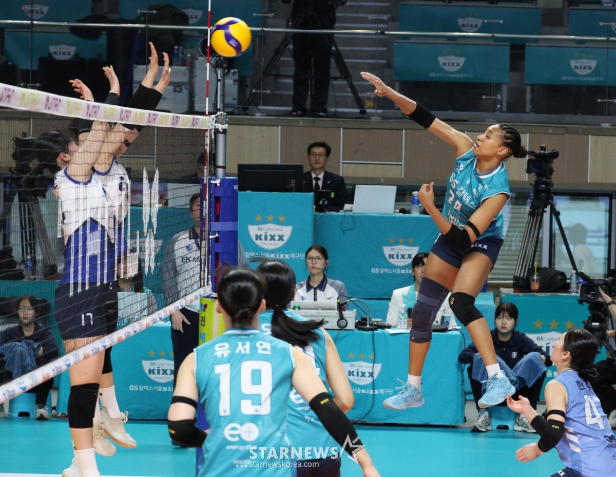 [포토] 레이나 '가공할 점프력'