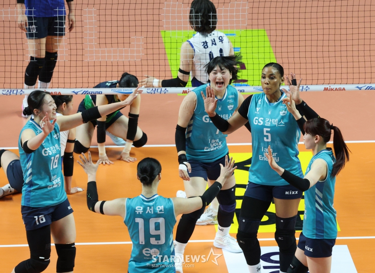 [B하인드★] '용병계 김연경' 지젤 실바 또 트리플크라운! '몰빵 배구'로 GS 4년 만에 봄 잔치