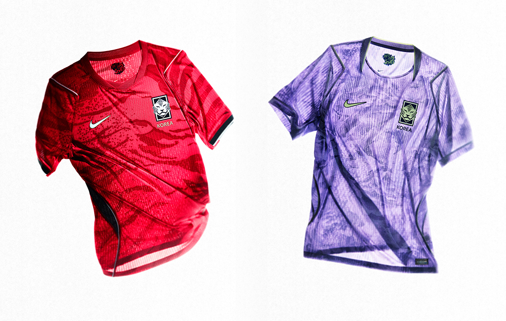 New uniform to be worn by the Korean national soccer team this year, including the 2026 FIFA 2026 FIFA North and Central America World Cup. Home on the left and Away on the right. /Photo = Courtesy of Nike