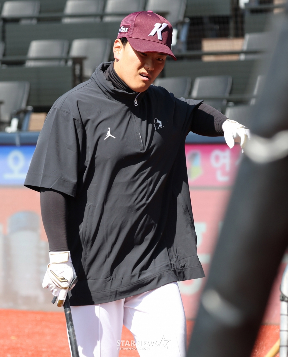 [포토] 김건희 어떡해 '벌써 아파?'