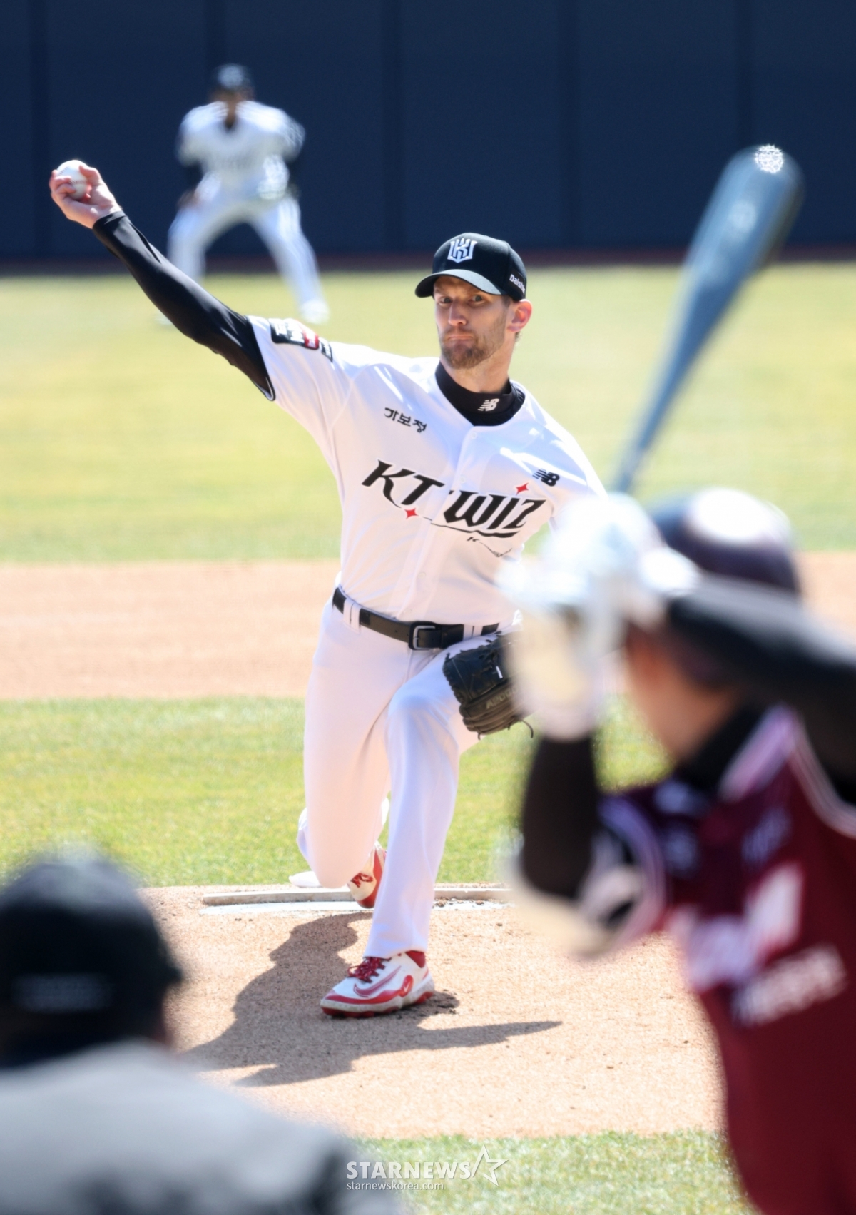 [포토] 베일 벗은 kt 보쉴리