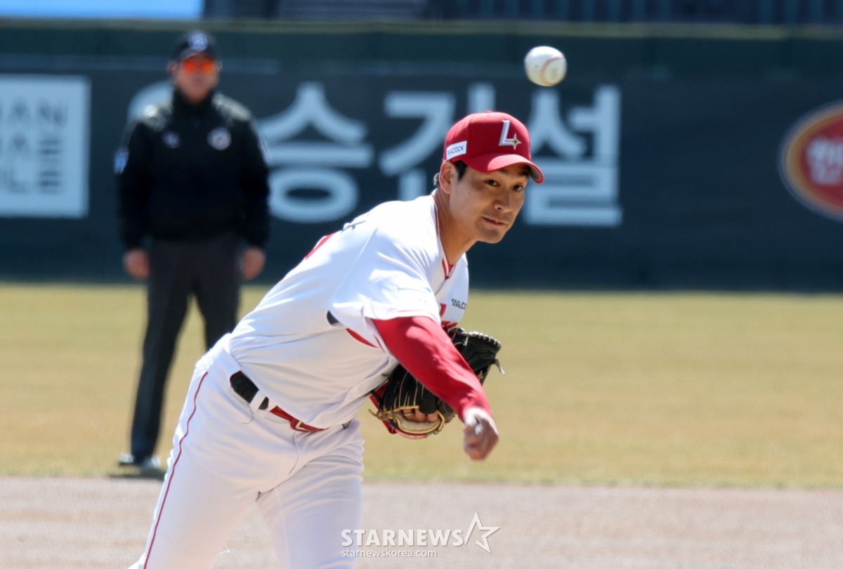 [포토]'LG전 선발로 나선' 다케다