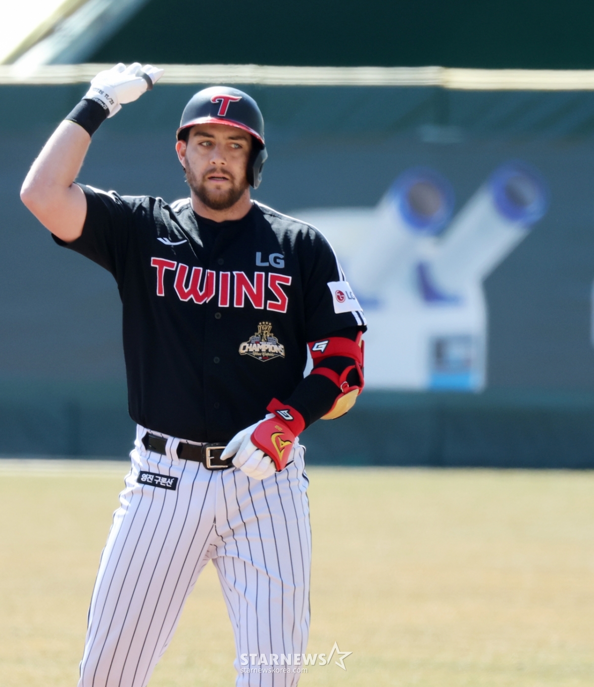 [포토]'1회초 안타신고' 오스틴