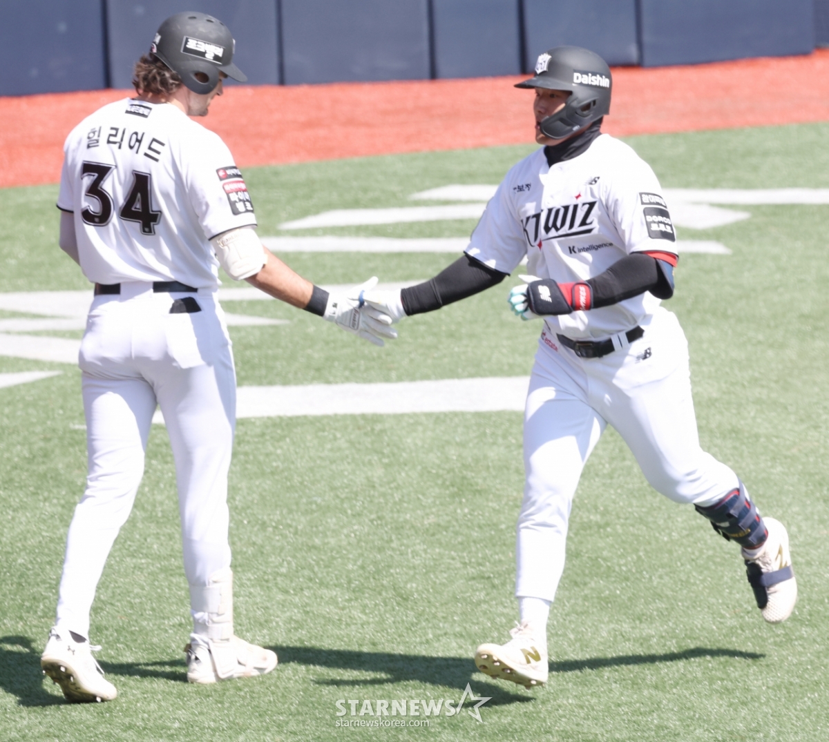 [포토] 안현민이 수원성에 돌아왔다