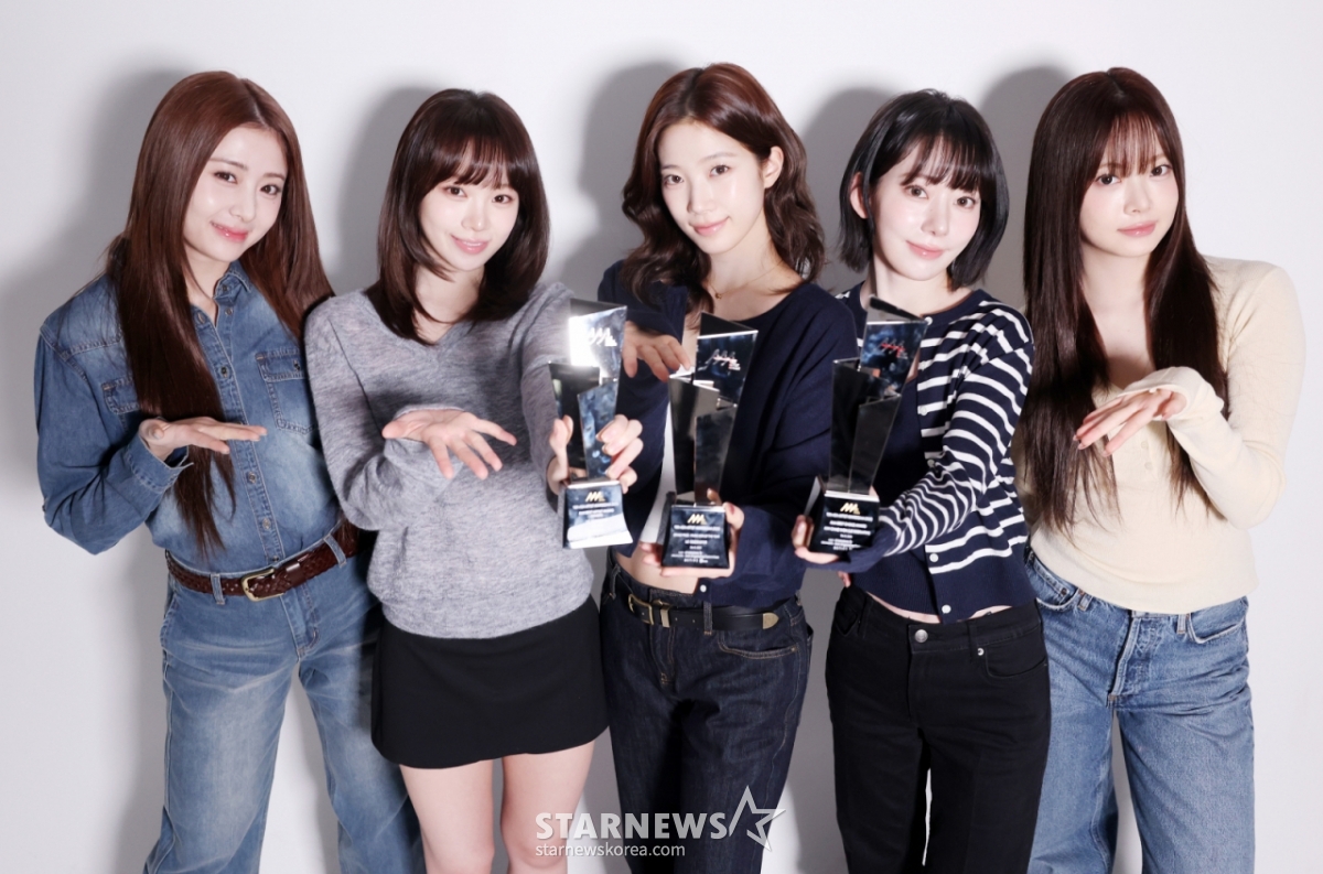 Группа Ле Серафим / Фото = Репортер Ким Хви Сон hwijpg@