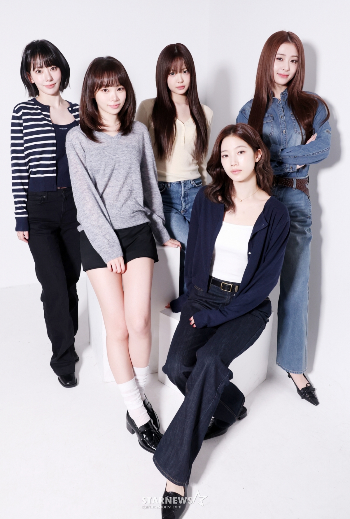 Группа Ле Серафим / Фото = Репортер Ким Хви Сон hwijpg@