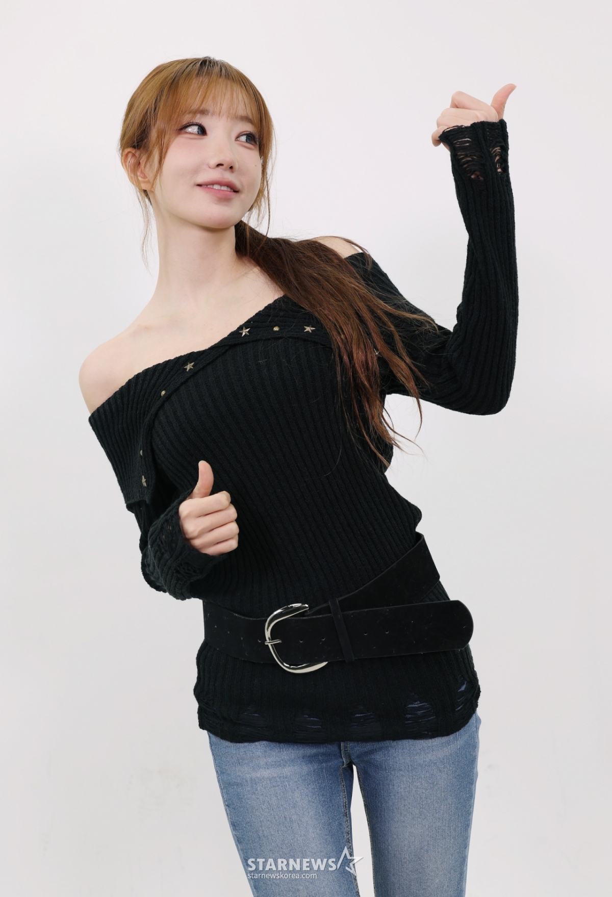 Группа QWER Majenta / Фото = репортер Ли Дон Хун