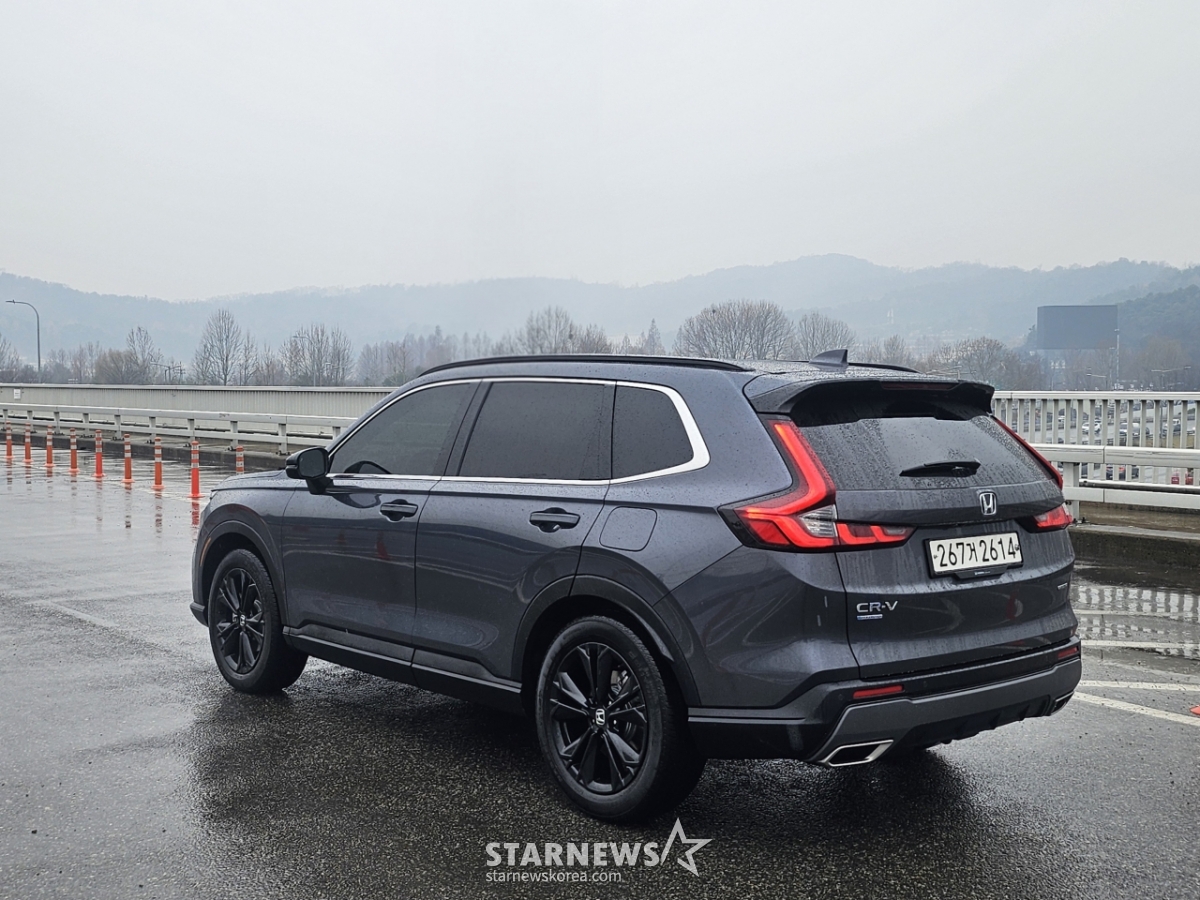 Гибрид Honda CR-V / фото = репортер Ким Кён Су