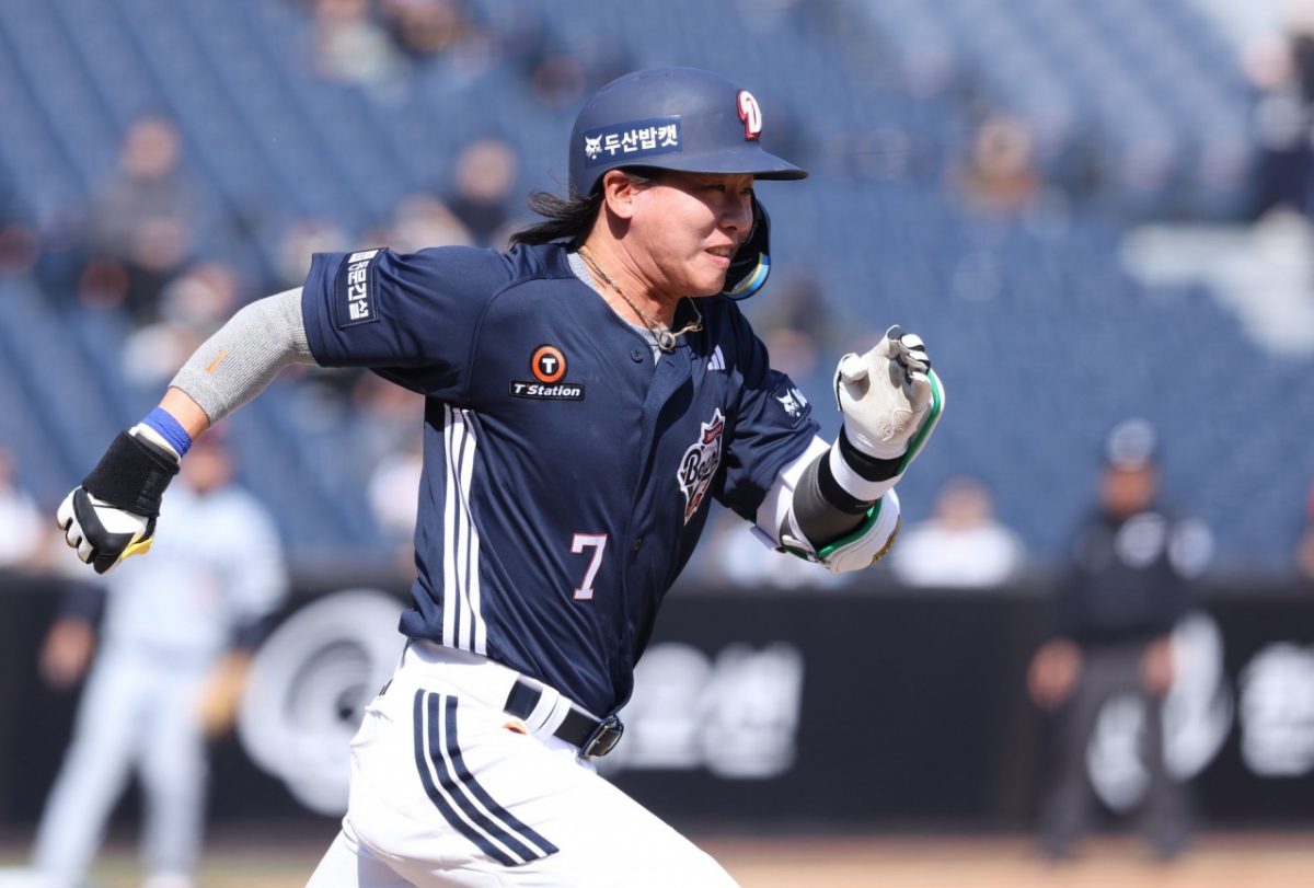 Doosan Bears infielder Park Chan-ho. /Photo = Courtesy of Doosan Bears