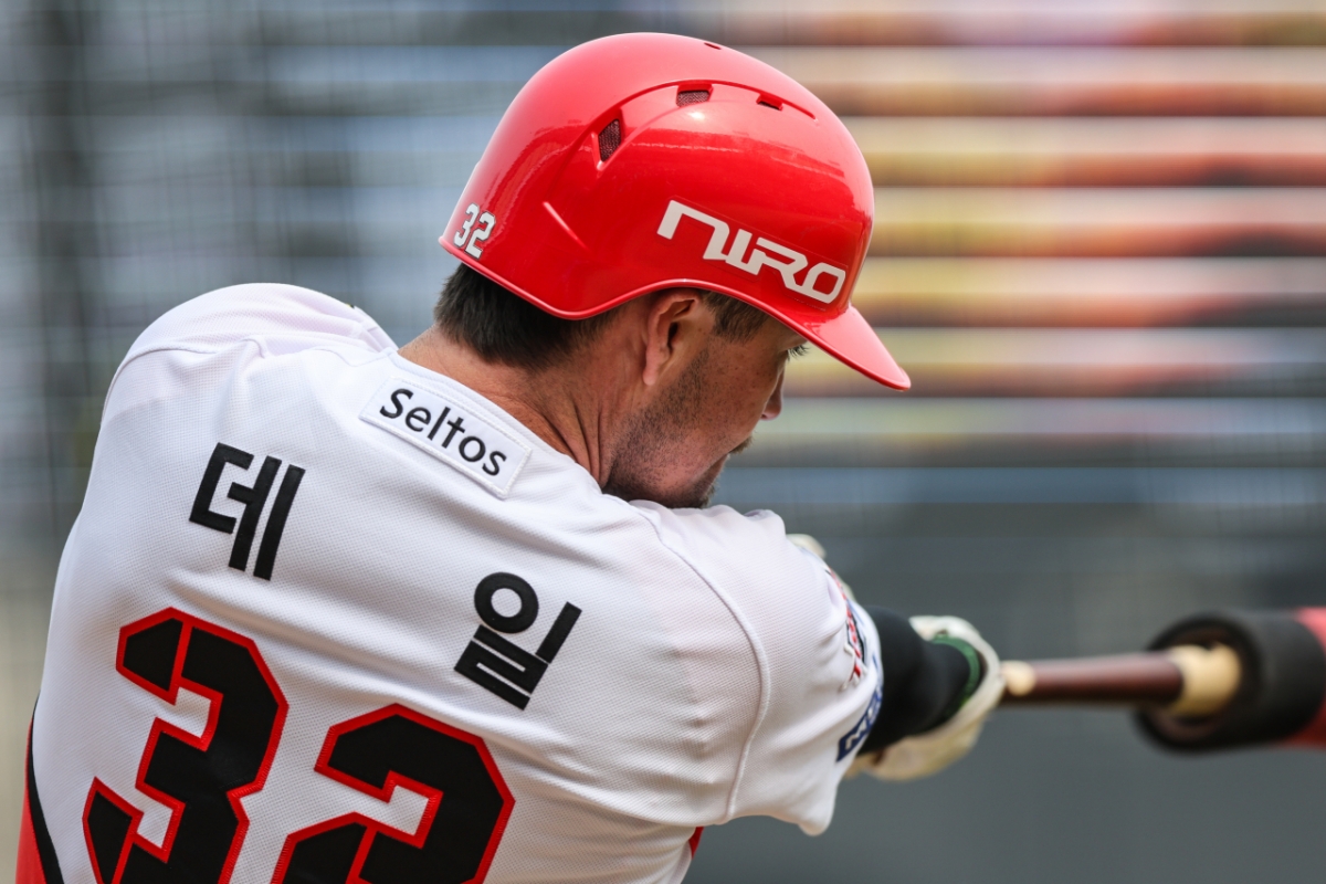 Cầu thủ sân trong Jerry Dale của KIA Tigers Asia Quarter. /Ảnh = Cung cấp Kia Tigers
