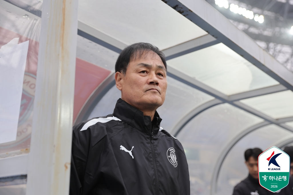 Тренер ФК «Йонгин» Чхве Юн Гём. /Фото = Предоставлено Корейской профессиональной футбольной федерацией.