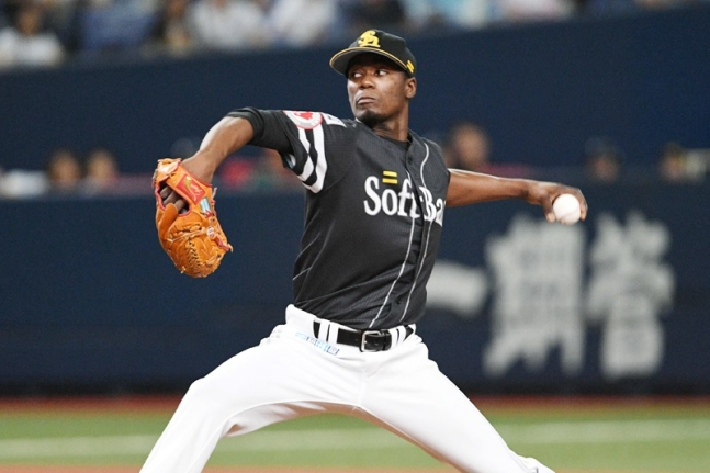 Hình ảnh = SNS của Softbank Hawkes