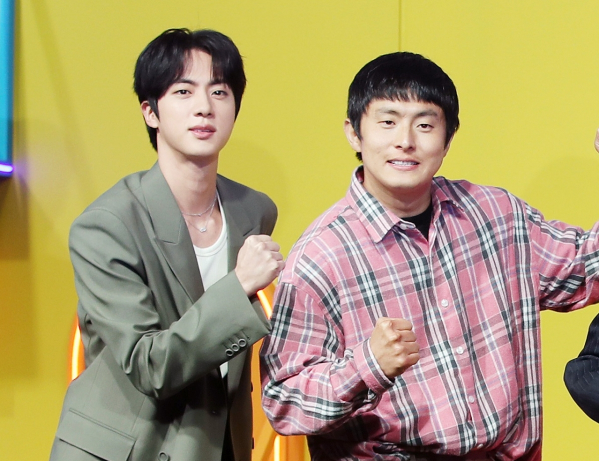 From left, Jin and Gian84 / Photo = Star News