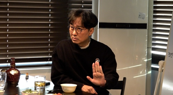 Director Jang Hang-joon / Photograph = Media Lab Seesaw