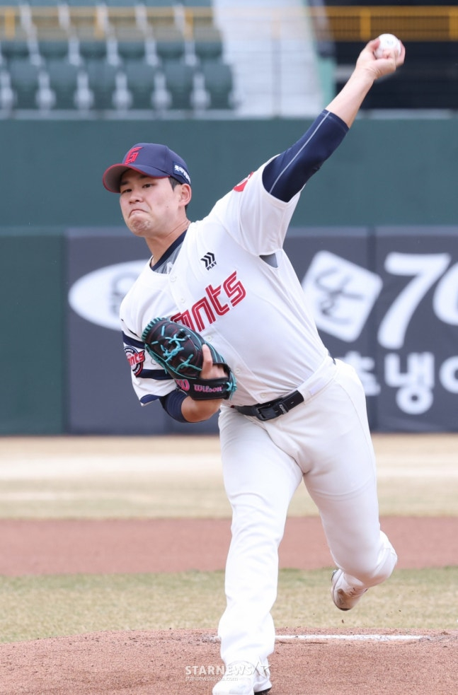 ロッテのキム·ジンウク。 /写真=キム·ジンギョン待機者