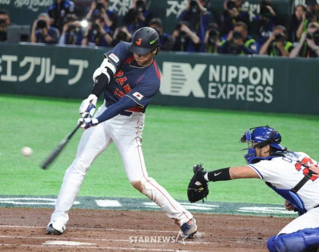 満塁ホームランの打撃シーン。 /写真=姜永祚（カン·ヨンジョ）先任記者