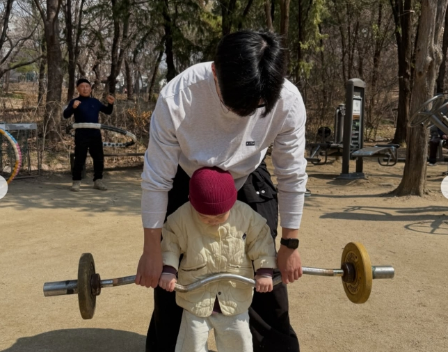 /Фото = Личный аккаунт Юн Сын А