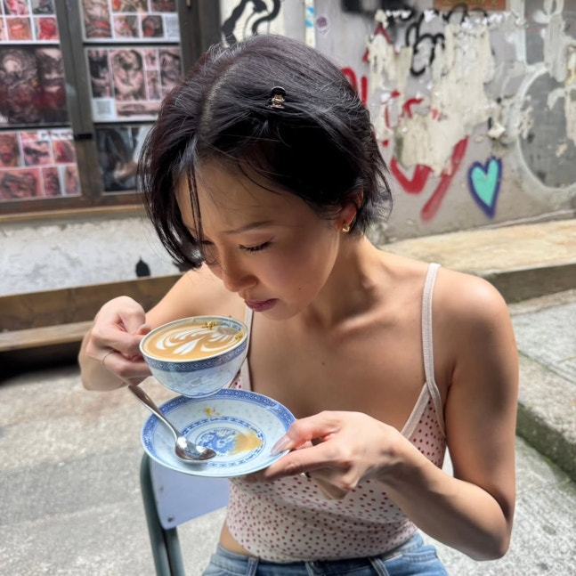 /Photo = Hwasa Personal Account