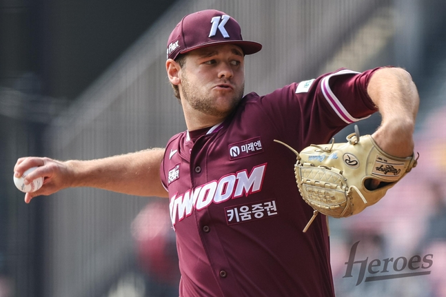 Wiles đã chơi trong trận đấu với LG vào ngày 24. /Ảnh = Anh hùng nuôi dưỡng