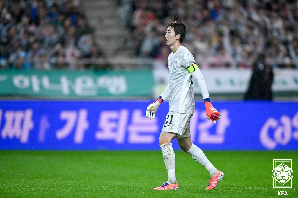 Cho Hyun-woo played in the warm-up match against Brazil in October last year. /Photo = Courtesy of the Korea Football Association