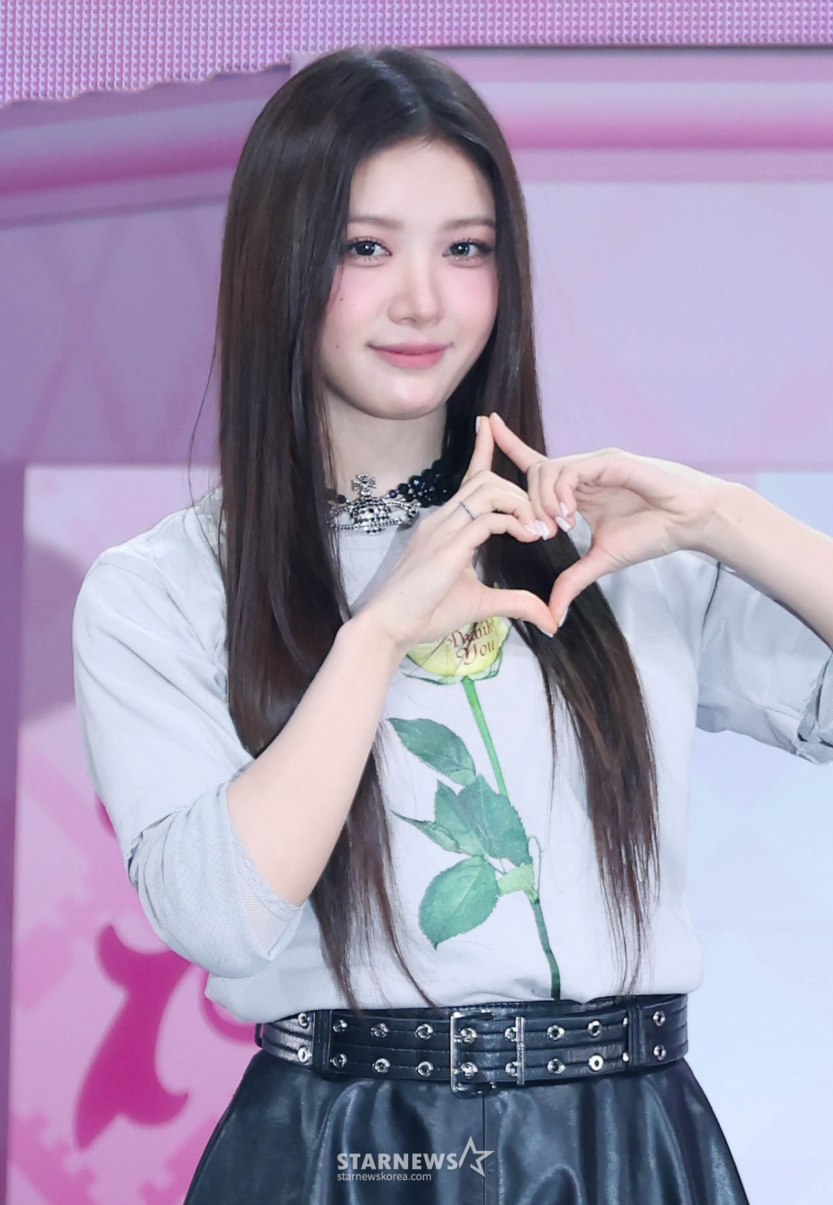 ガールズグループベビードンクライ(Baby DONT cry)クミが24日、ソウル龍山区ブルースクエアで行われたミニ1集「アフタークライ」(AFTER CRY)発売記念ショーケースでポーズを取っている。 /2026.03.24 /写真=イ·ドンフン photoguy@