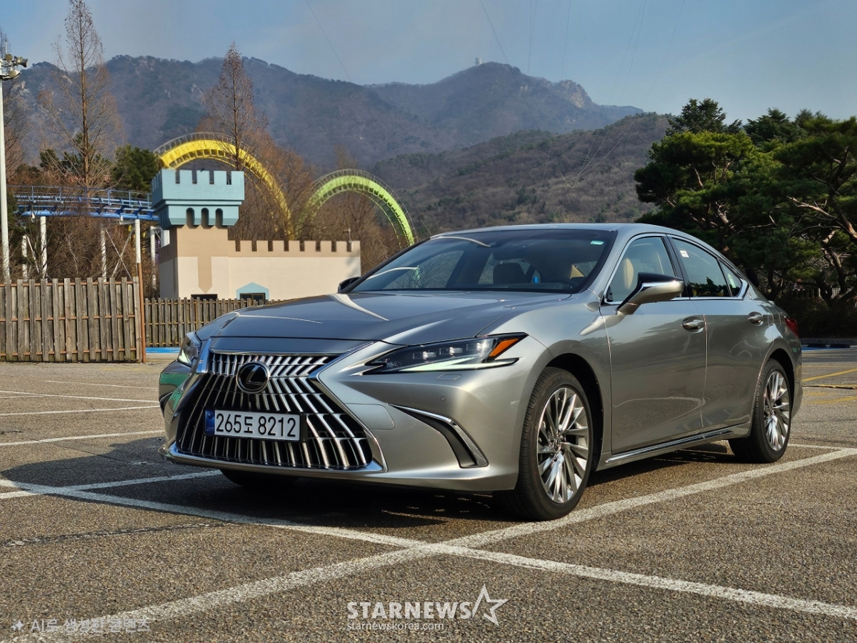 Lexus ES300h / Ảnh = Phóng viên Kim Kyung Soo