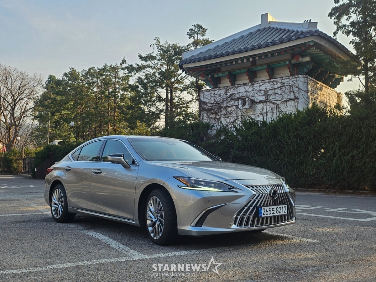 Lexus ES300h / Ảnh = Phóng viên Kim Kyung Soo