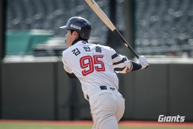 =图为，金韩厅。