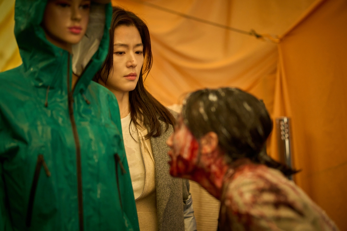Jun Ji-hyun / Photograph = Showbox