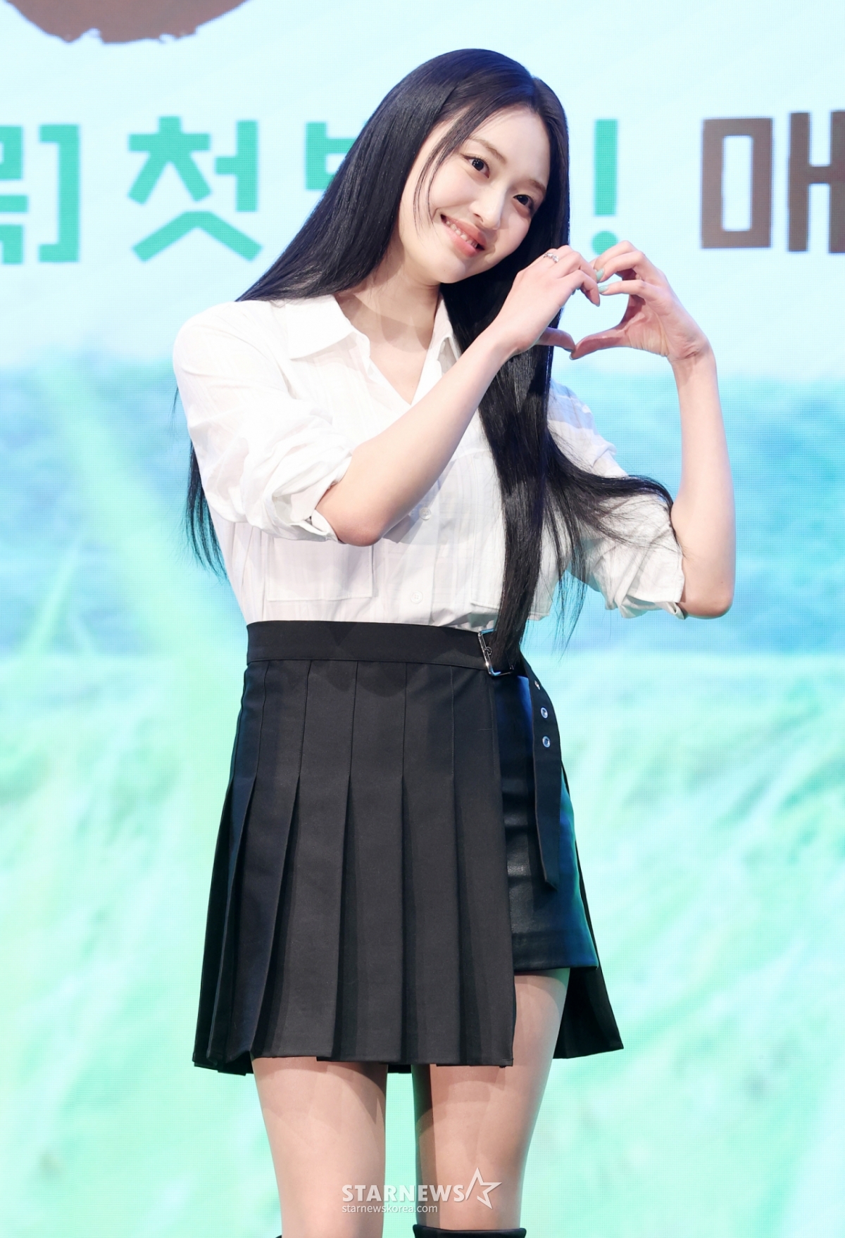 俳優のチェ·ギュリが25日、ソウル九老区のディキューブシティのザ·セントで行われたKBS2TVドラマ「深雨面連理里」の製作発表会に参加し、ポーズを取っている。 /2026.03.25 /写真=キム·フィソン hwijpg@