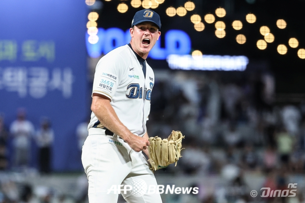 Cầu thủ ném bóng nước ngoài Riley Thompson thuộc NC Dinos. /Ảnh = NC Dinos cung cấp