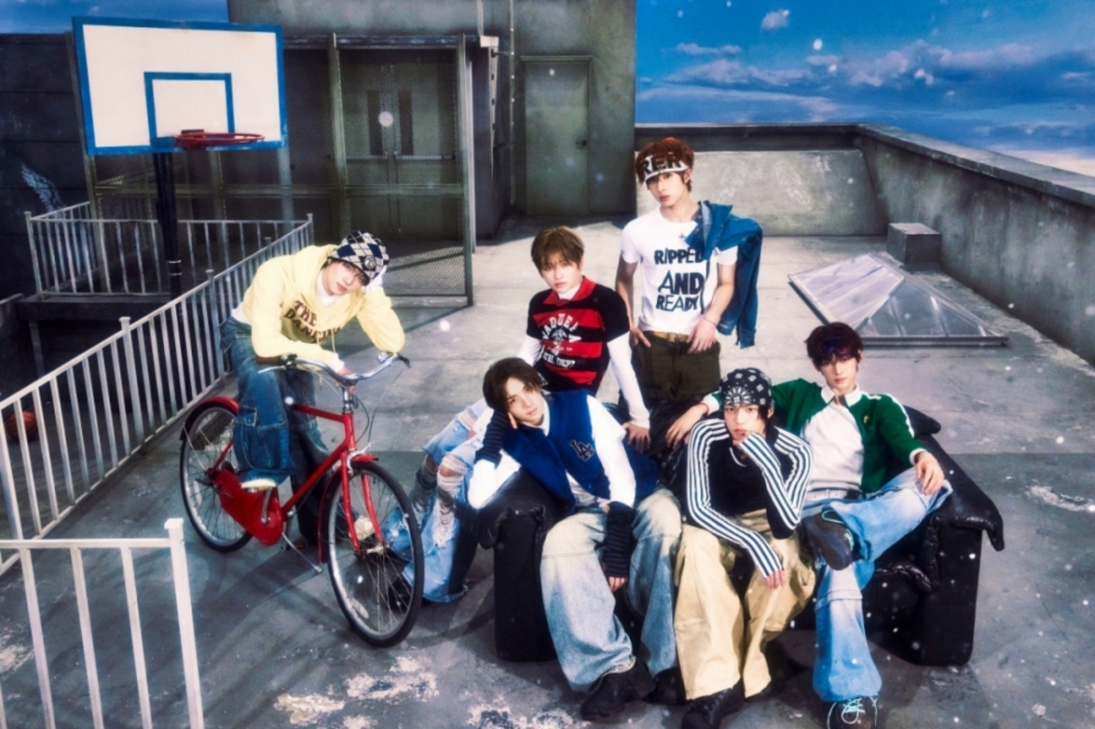 =照片제공pledis娱乐公司（HYBE）