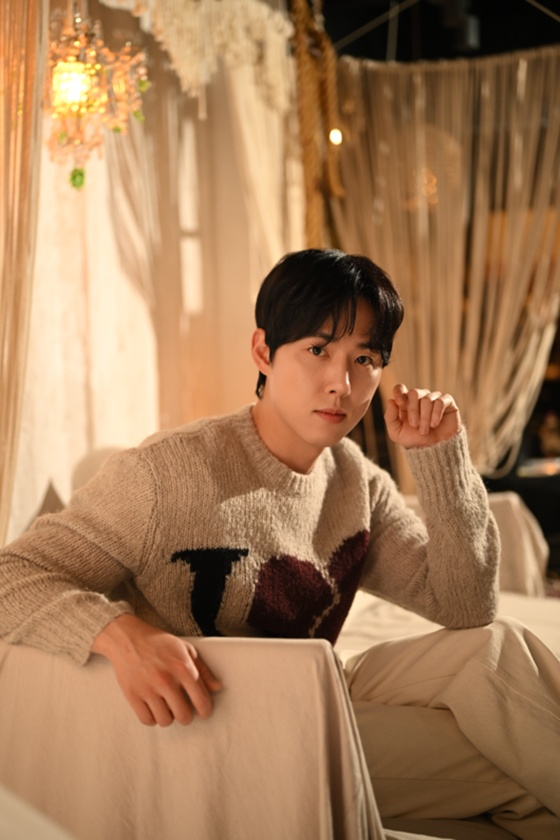 /Cung cấp ảnh = MUMW