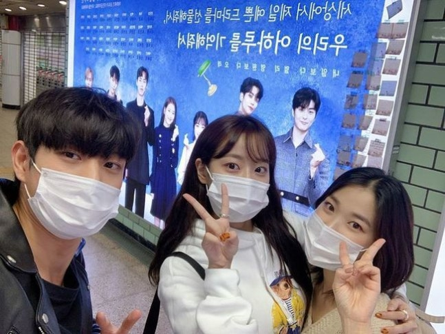 左からキム·ヨンデ、イ·ナウン、キム·ヘユン/写真=キム·ヘユンのインスタグラム